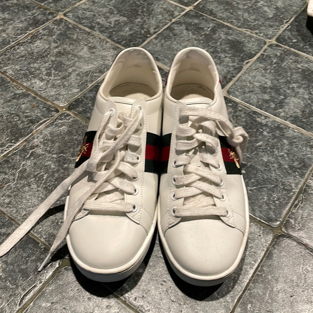 Original Gucci shoes barely worn